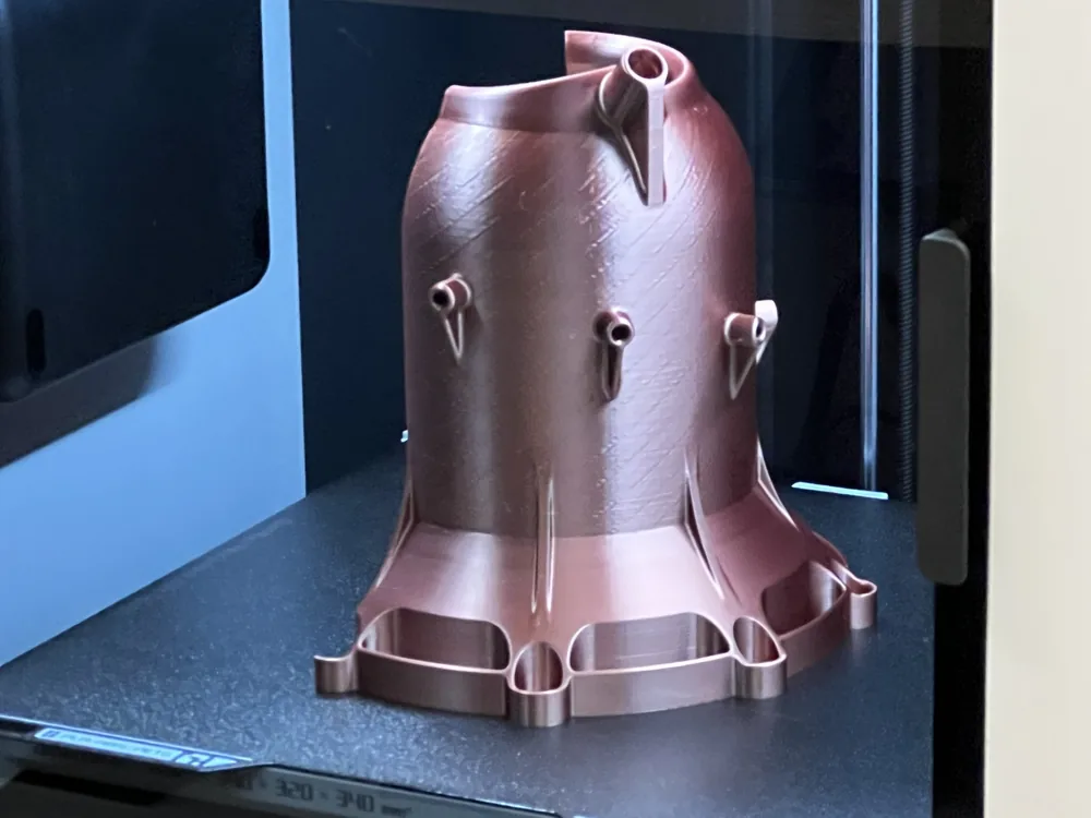 Grande pièce imprimée sur machine 3D