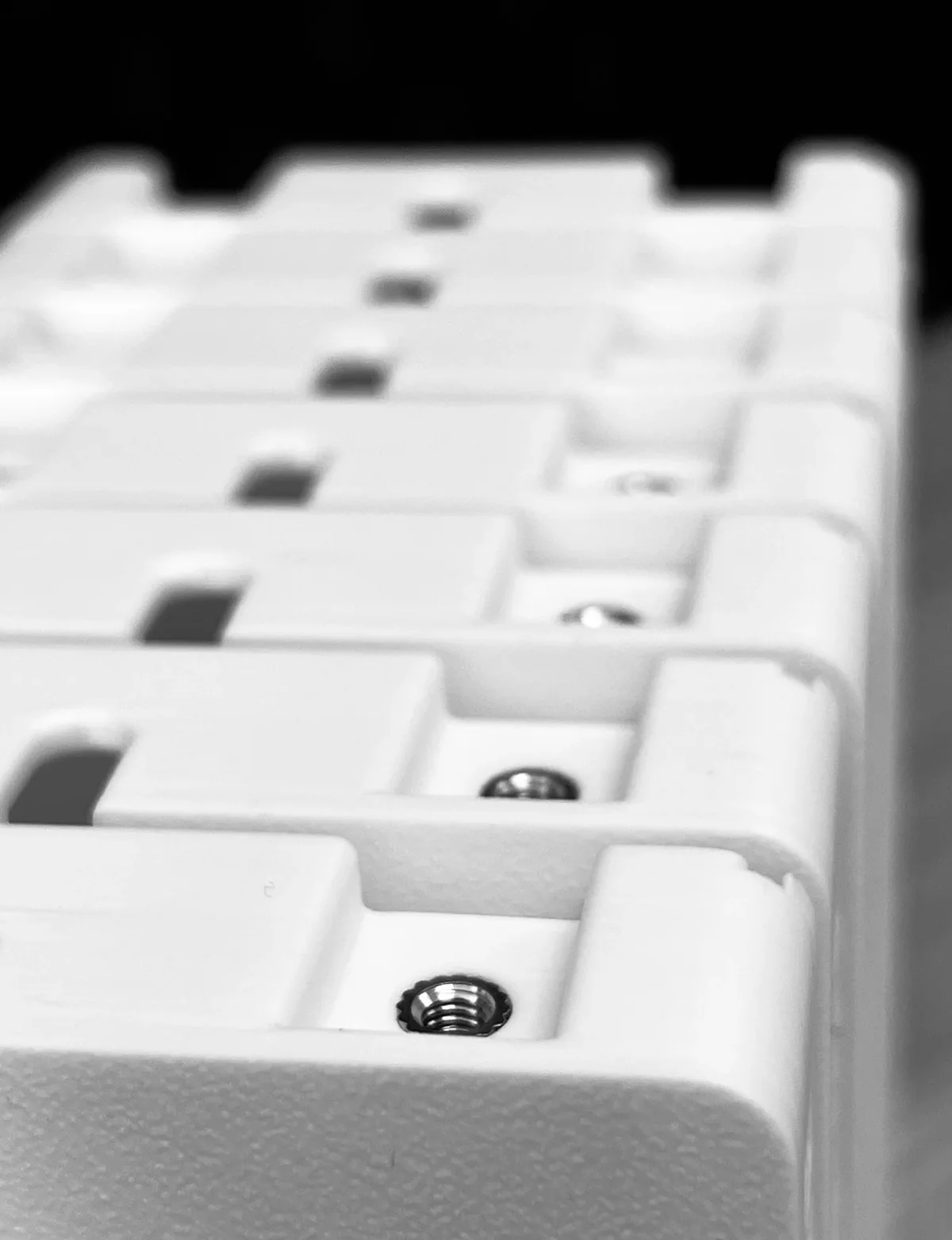 Pièces imprimées en 3D avec inserts filetés posés après fabrication